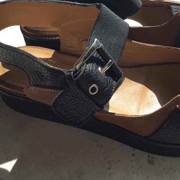 STUART WEITZMAN| Rugged Leather Sport Sandal - Picture 9 of 12